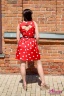 Платье Derhy красный официальный сайт, спина украшена эффектным вырезом в виде сердца