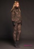 Свитшот зимний NAUMI 18 W 875 00 22 Military bronze – Хаки золотой ​пуховой женский прямого силуэта. Воротник высокая стойка среднего объема. Вид сбоку
