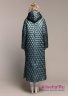 Пальто пуховое женское NAUMI 18 W 712 00 33 Emerald – Зеленый​, прямого силуэта свободного объема, длиной ниже колена, с капюшоном. Вид сзади 2