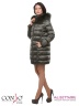 Элегантное женское пальто Conso WMF170534 - military – хаки​ прямого силуэта, длиной выше колен с воротником-стойкой и съемным капюшоном с регулировкой. Фото 2