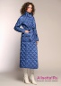 Купите пуховое пальто Miss Naumi 18 W 103 00 31 Denim – Синий ​приталенного силуэта. Ромбовидная стежка, крупные накладные карманы. Вид сбоку 3