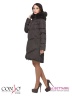 Элегантное пуховое пальто Conso WMF170548 - iron – темно-серый свободного силуэта длиной выше колен. Модель с регулируемым капюшоном, оформленным мехом лисы. Фото 4