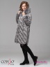 Необычное пуховое пальто Conso WMF 180503 - metal grey – мокрый асфальт​ A-силуэта длиной выше колен с закругленными боковыми деталями. Фото 2