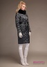 Пальто пуховое NAUMI 18 W 774 01 33 Black – Черный женское зимнее, облегающего силуэта, длиной до колена. Пояс съемный на шлевках. Рукав втачной, с окатом пагода. Вид сбоку