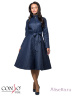 Эффектное женское пальто CONSO SS170103 - navy - тёмно-синий​ длины миди для прохладной погоды. Модель силуэта «New look», с длинными рукавами и отложным воротником. Фото 1