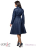 Эффектное женское пальто CONSO SS170103 - navy - тёмно-синий​ длины миди для прохладной погоды. Модель силуэта «New look», с длинными рукавами и отложным воротником.  Фото 3