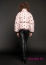 Купите куртку пуховую (пухляк) Miss Naumi 18 W 110 00 11 Koko rose – Розовый​, свободного силуэта. Крупная горизонтальная стежка. Вид сзади 2