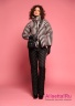 Купите куртку пуховую (пухляк) Miss Naumi 18 W 110 00 11 Thomas - Полоска розовый​, свободного силуэта. Крупная горизонтальная стежка. Вид спереди 2