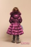 Элегантное и одновременно милое детское пальто PRINCESS NAUMI PN 17 209 02 ANEMONE - малиновый​ подарит много тепла вашему малышу. Фото 3