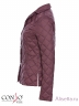 Классическая куртка-жакет CONSO SS170106 - marsala - марсала​ с английским воротником – идеальный предмет гардероба для прохладной весны. Модель с длинными рукавами застегивается на крупные кнопки из металла с фирменным гербом. Фото 5
