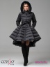 Эффектное пальто Conso WMF 180510 - nero – черный средней длины. Модель приталенного кроя, подчеркнутого поясом. Фото 2