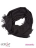 Стильный однотонный уютный шарф Conso KS180306 - dark grey – темно-серый. Модель изготовлена из мягкого, приятного к телу трикотажа, который отлично согревает. Фото 3