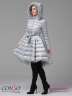 Эффектное пальто Conso WMF 180510 - light silver – серебристый​ средней длины. Модель приталенного кроя, подчеркнутого поясом. Фото 4