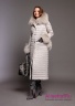 Пальто женское пуховое NAUMI 18 W 715 02 13 Quartz – Серый​, прямого силуэта свободного объема, длиной ниже колена.