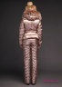 Престижная Зимняя пуховая женская куртка NAUMI 18 W 820 02 33 Gold rose – Розовое золото среднего объема. 