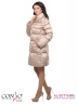 Классическое женское пальто Conso WM170522 - vanilla – ваниль​ А-силуэта, длиной до колена, с воротником-стойкой. Модель с комбинированной стежкой. Фото 2